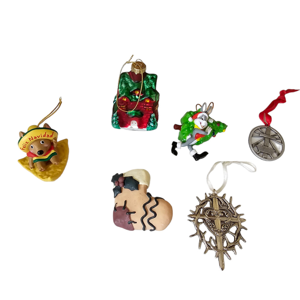 Set of 5 Christmas Ornaments, Bugs Bunny and More and Stocking Clip